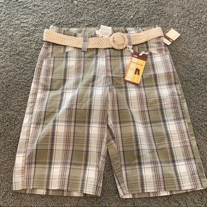 Lee (Petite) Bermuda plaid shorts NWT